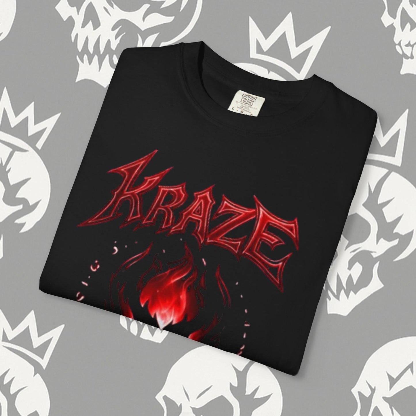 Camiseta unisex 'KRAZE' tribal carmesí